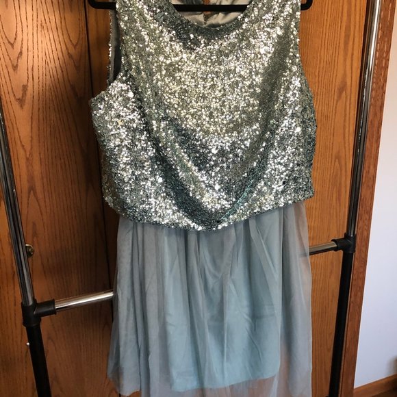 Plus Size NWT Topaz 2 Piece Prom or Formal Dress - Picture 1 of 5